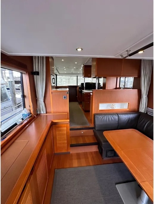 Air-conditioned interior salon aboard VADA with panoramic windows